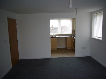 1 bedroom flat to rent - Photo 4