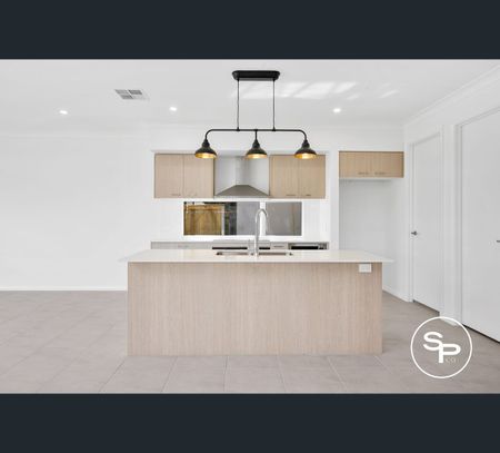 22 Creek Wy, Cobbitty, NSW 2570 - Photo 4