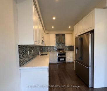 For Lease - 506 Threshing Mill Boulevard, Oakville, Ontario - Photo 6