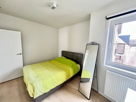 Appartement - Te huur - Photo 2