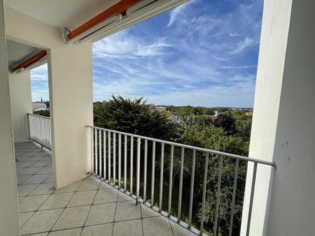 Location Appartement 3 pièces 73m² LA ROCHELLE 17000 - Photo 5
