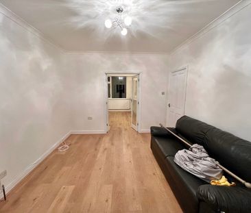 3 Bed Terraced House, Somerset Avenue, LE4 - Photo 4