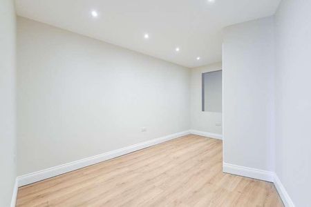 High Street, Epsom, KT19 - Photo 4