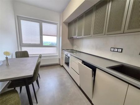 Apartament de lux 3 camere balcon parcare zona Calea Surii Mici - Fotografie 2