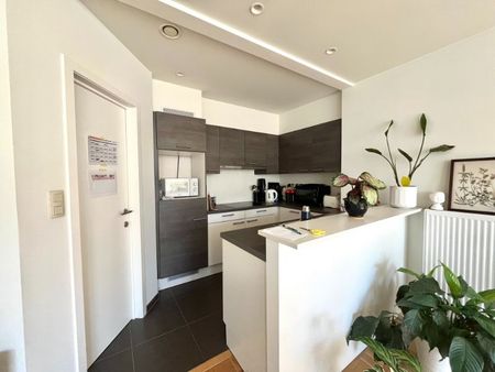 APPARTEMENT MET TWEE SLAAPKAMERS IN HARTJE GENT - Photo 4