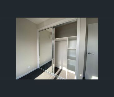 2/16 Nott St, Belmont, Vic 3216 - Photo 4