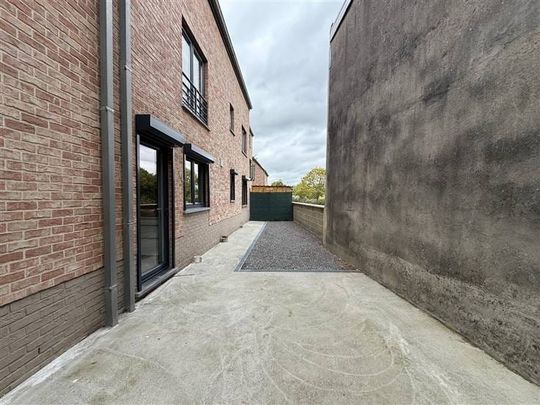 Appartement te huur - Photo 1