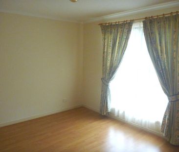 Modern Comfort in a Prime Ridgehaven Location - Photo 6