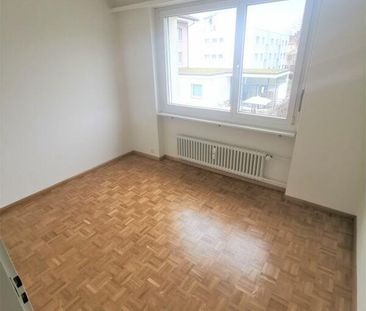 4.5-Zimmerwohnung in Reinach - Photo 1