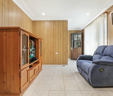 GREAT LOCATION, GREAT HOME - Photo 5