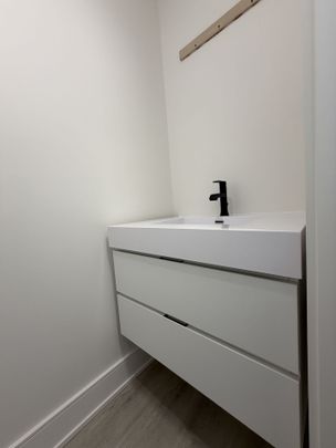 For Lease - 236 Ellis Avenue, St. Catharines, Ontario - Photo 1