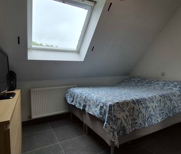 Dakappartement met 2 slaapkamers en terras - Foto 4