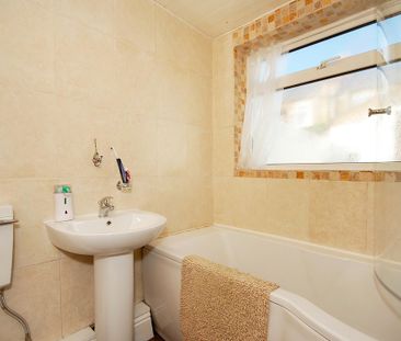 2 bedroom terraced house to rent - Photo 6
