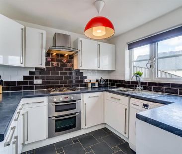 3 bedroom house to rent - Photo 3