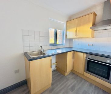 2 bedroom apartment to rent - Photo 4