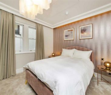 4 bedroom terraced house to rent - Photo 2