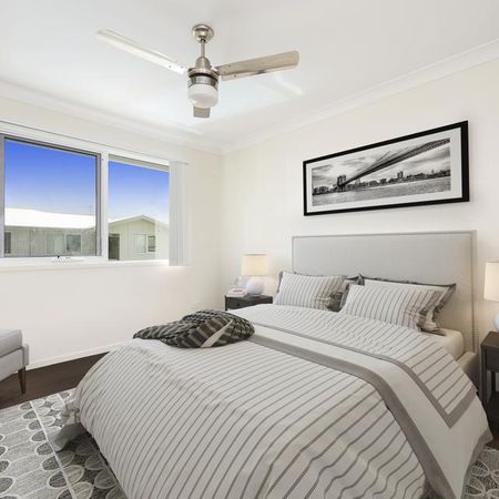 MODERN LIVING IN THE HEART OF MARSDEN - Photo 4