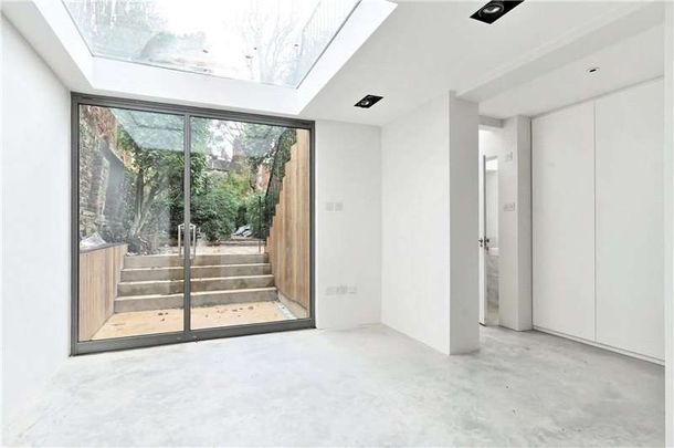 Downshire Hill, Hampstead, London, NW3 1NT - Photo 1