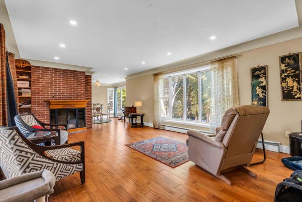 For Lease - 76 Ridge Drive, Oakville, Ontario - Photo 1