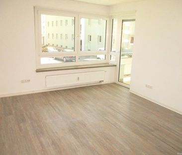 Jetzt zugreifen! Renovierte 3-Zimmer-Stadtwohnung mit Balkon! - Foto 1