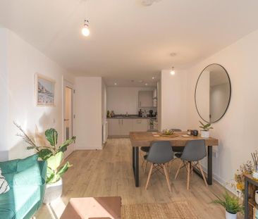 1 bedroom flat to rent - Photo 2