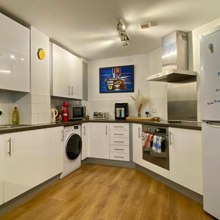 2 bedroom flat to rent - Photo 1