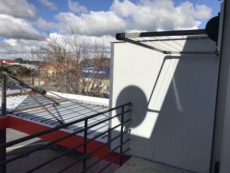 Live in the heart of Cambridge! - Photo 5