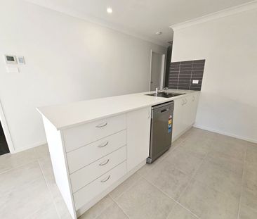 MODERN PREMIUM DUPLEX - Photo 6