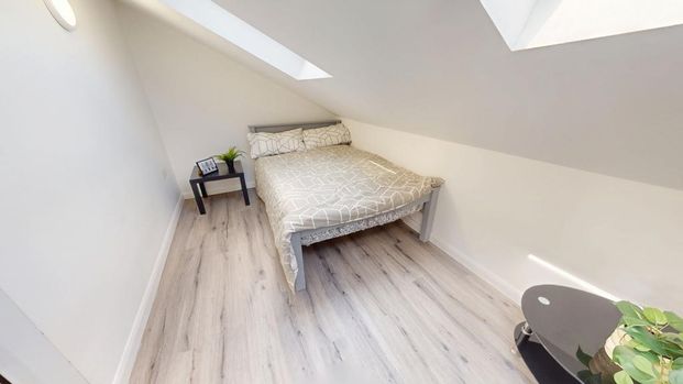 6 bedroom flat share to rent - Photo 1