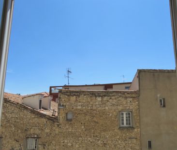 T4, Rue Preston, Nîmes, 970€ H.C, 88m² - Photo 6