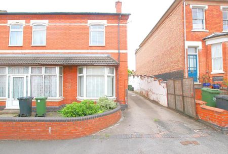 1 bedroom maisonette to rent - Photo 4