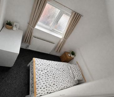 2 bedroom house to rent - Photo 2