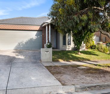 Family home in the ever popular Chase Estate - Photo 4