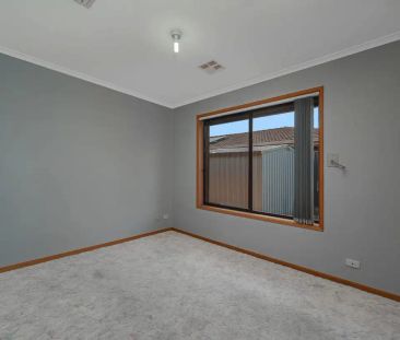 “Charming Family Home in the Heart of Craigieburn” - Photo 6