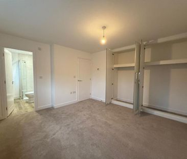 3 bedroom detached house to rent - Photo 5