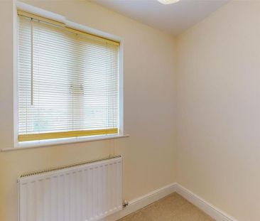 3 bedroom property to rent - Photo 1