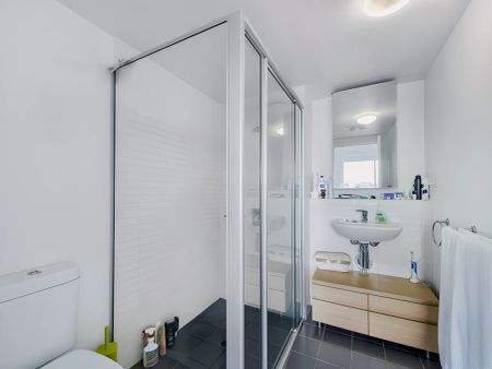 2Bedrooms, 2Bathrooms - Photo 4