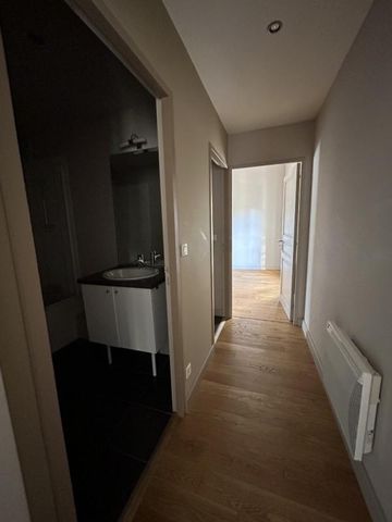 Location Appartement 2 pièces 64m² AGEN 47000 - Photo 4