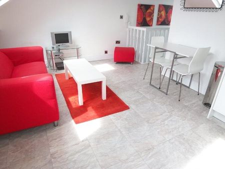 1 bedroom apartment to rent - Photo 2