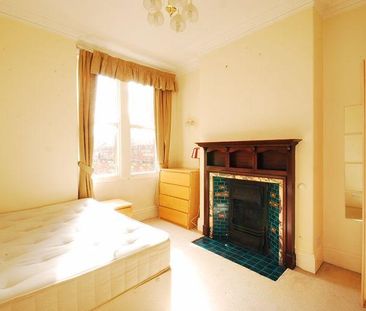 5 bedroom terraced house to rent - Photo 6