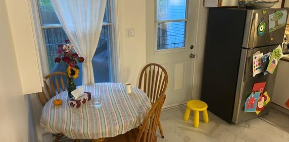 Beau 5 1/2 à louer - Photo 2