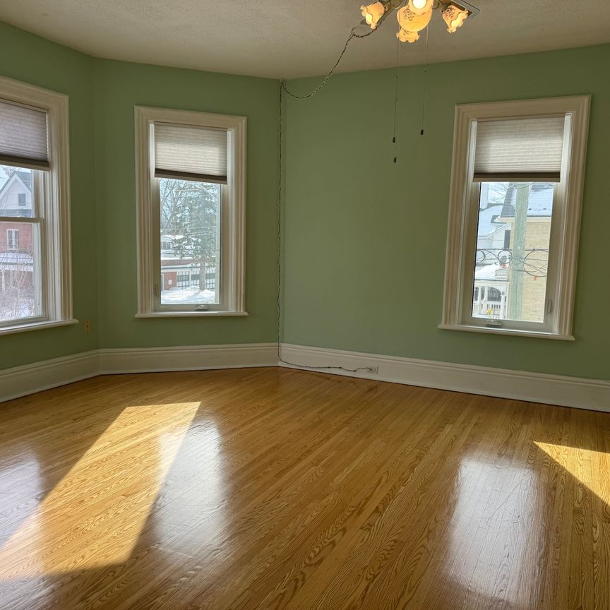 For Lease - 36 Sussex Street, Kawartha Lakes, Ontario - Photo 1