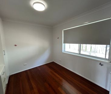 Double Storey Home with Dual Living Capabilities - Available April ... - Photo 2