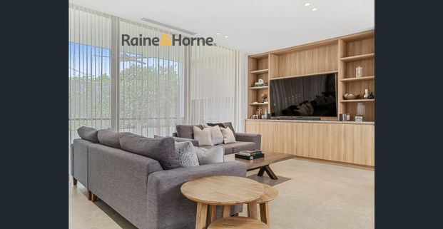 Retreat styled duplex - Photo 1