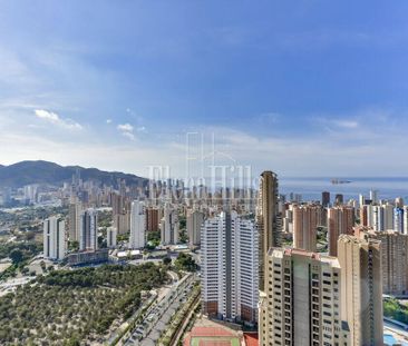 Ático dúplex de lujo con increíbles vistas al mar en Benidorm, Alic... - Photo 2