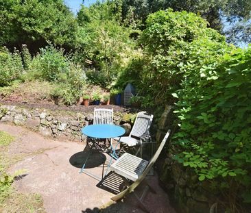Exeter Road, Crediton, Devon, EX17 - Photo 3