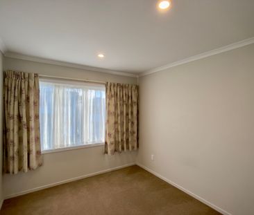 BRAND NEW 4-BEDROOM IN FLAT BUSH - Photo 5