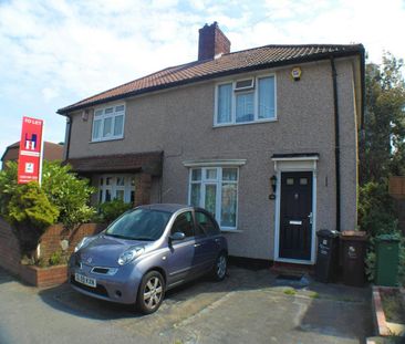 3 bedroom semi-detached house to rent - Photo 3