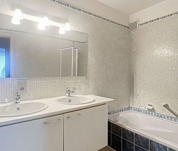 Appartement te huur in Elsene voor € 1.200 met 1 slaapkamer - Foto 6