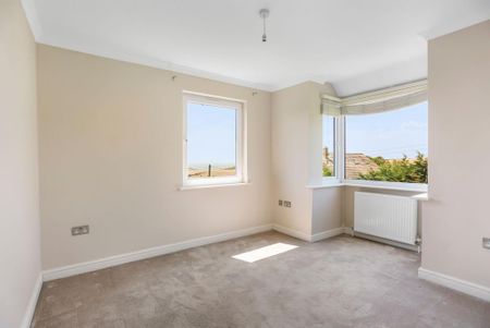 3 bedroom detached house to rent - Photo 4